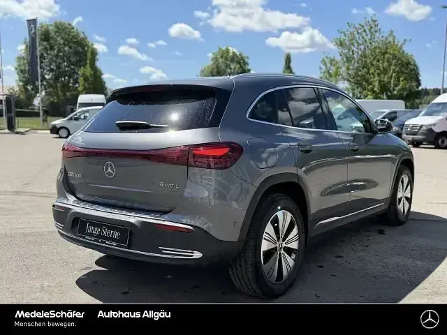 Gebraucht Mercedes EQA300 Progressive 167 kW (228 PS) 2025 Lack mountaingrau SUV
