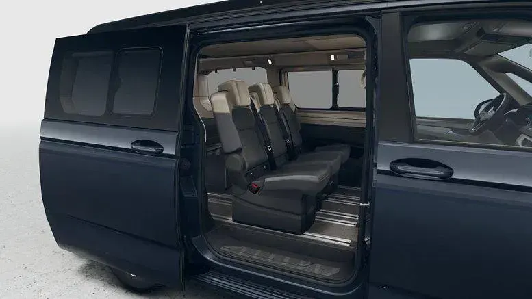Neu VW California Beach 150 PS (110 kW) 2026 Starlightblue metallic / dach in schwarz Van
