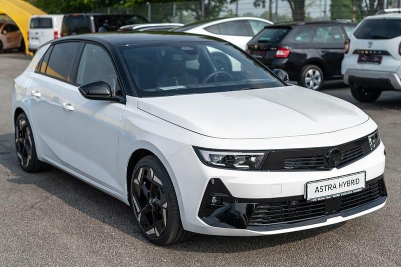 Gebraucht Opel Astra GSe 224 PS (164 kW) 2023 Weiß Limousine