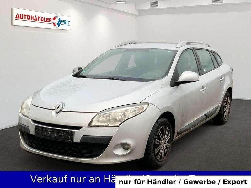 Silber Gebraucht 2011 Renault Mégane GrandTour Expression Kombi | 2.899 € (Guter Preis) - Bild 1/3