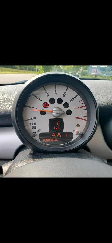 Second-hand Mini Cooper 2013 Bej Hatchback