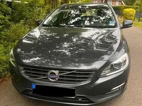 Gebraucht Volvo V60 Business Edition 150 PS (110 kW) 2013 Grau Kombi