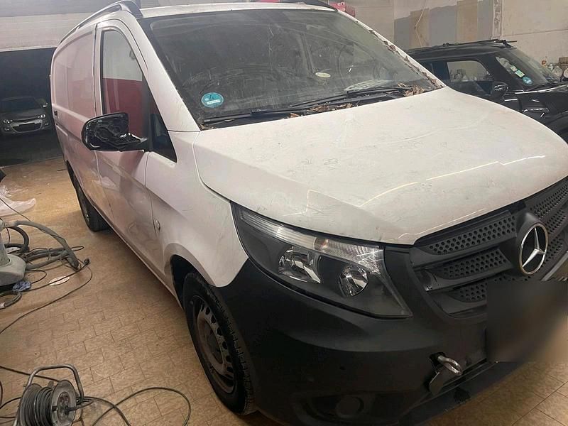 Gebraucht Mercedes Vito 116 PS (85 kW) 2016 Weiß Van