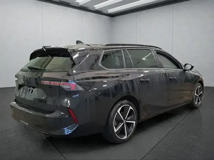 Gebraucht Opel Astra 131 PS (96 kW) 2025 Schwarz Kleinwagen