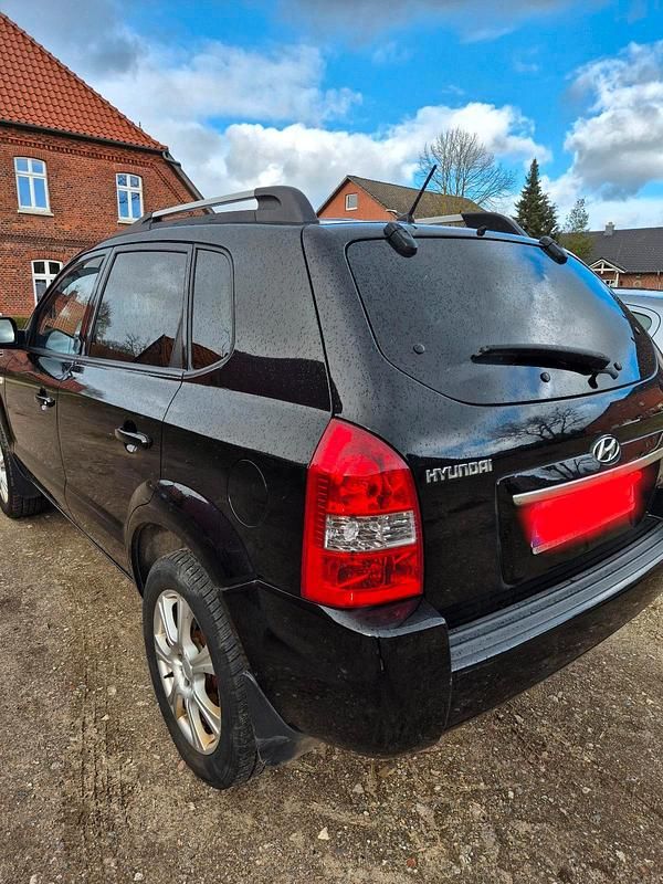 Gebraucht Hyundai Tucson 141 PS (103 kW) 2009 Schwarz SUV