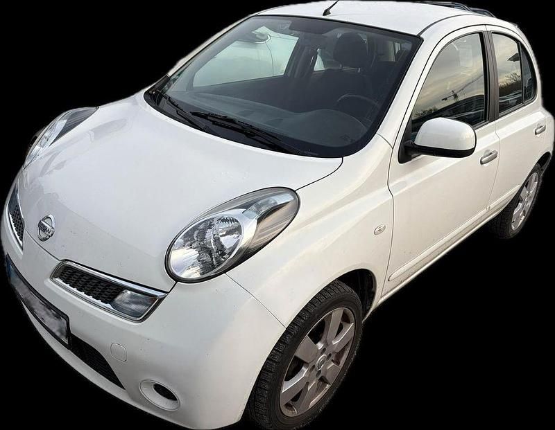 Weiß Gebraucht 2010 Nissan Micra Limousine | 2.900 € (Fairer Preis) - Bild 1/4
