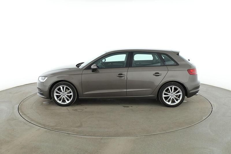 Gebraucht Audi A3 Ambition 125 PS (91 kW) 2015 Grau Limousine