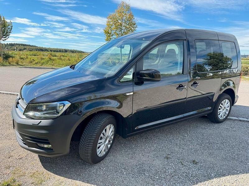 Schwarz Gebraucht 2018 VW Caddy Trendline Van / Kleinbus | 14.200 € (Superpreis) - Bild 1/4