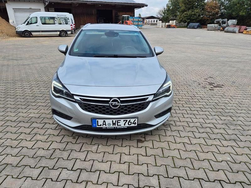 Grau Gebraucht 2019 Opel Astra Business Kombi | 9.900 € (Guter Preis) - Bild 1/4