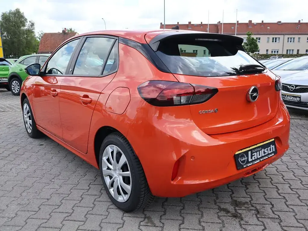 Używany Opel Corsa-e Edition 100 kW (136 KM) 2022 Pomarańczowy Hatchback