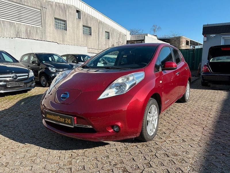 Rot Gebraucht 2015 Nissan Leaf Acenta Kleinwagen | 5.650 € (Superpreis) - Bild 1/4