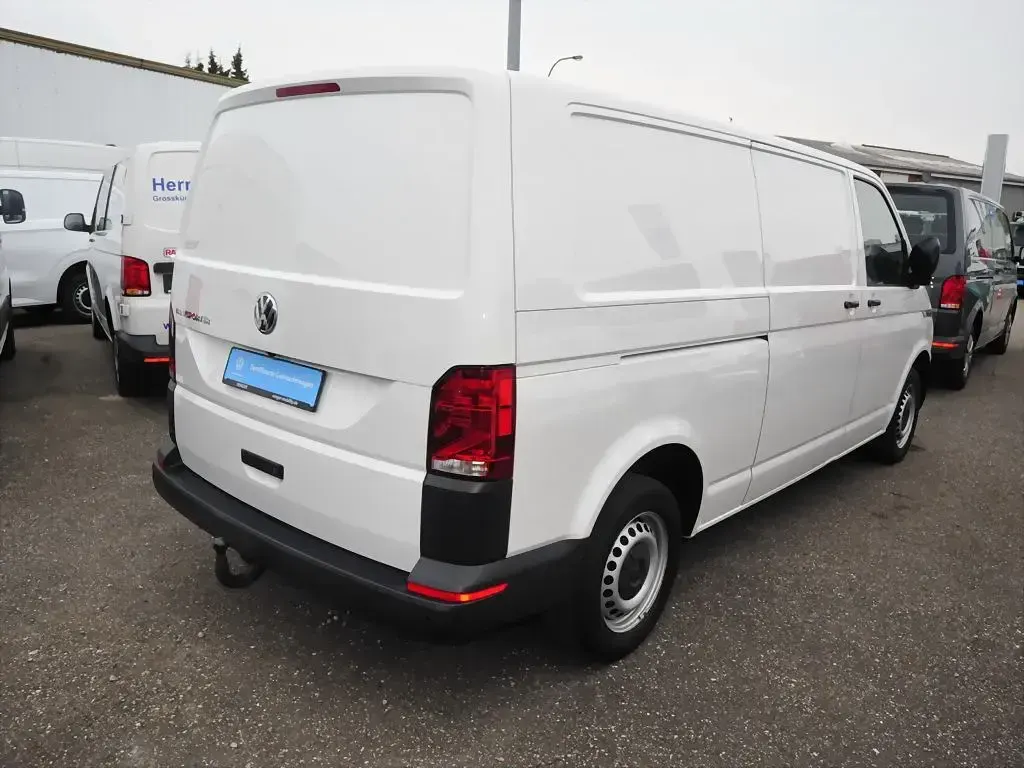 Używany VW Transporter 150 KM (110 kW) 2023 Biały Van