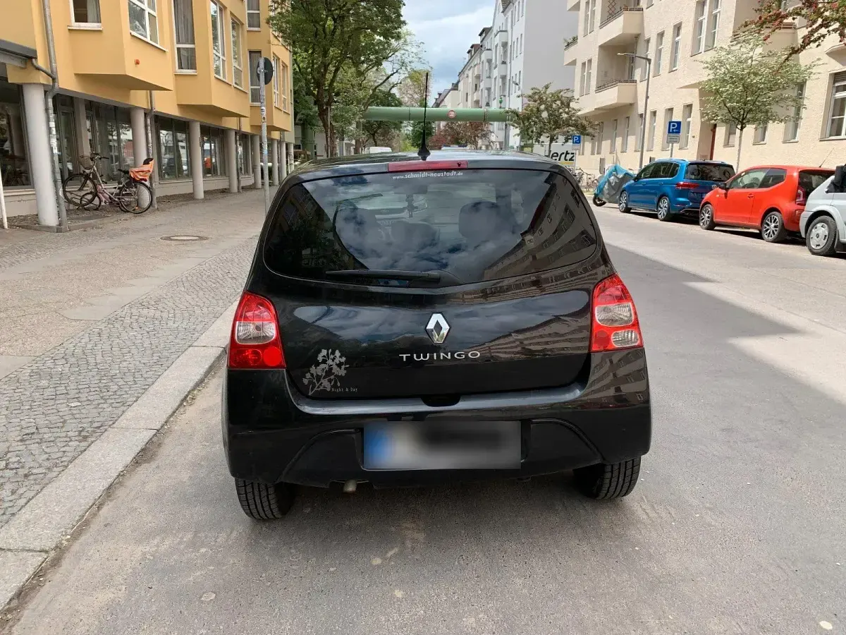 Gebraucht Renault Twingo 76 PS (55 kW) 2010 Schwarz Kleinwagen