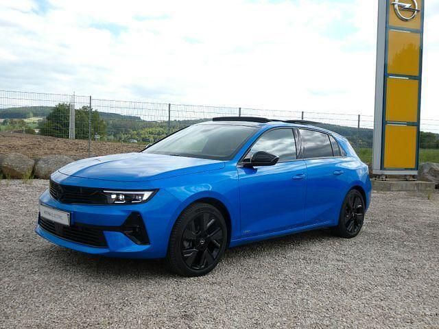 Blau Gebraucht 2023 Opel Astra Ultimate Limousine | 25.500 € (Superpreis) - Bild 1/4