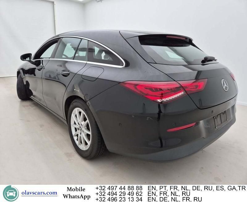 Gebraucht Mercedes CLA200 Shooting Brake 150 PS (110 kW) 2020 Schwarz Kombi