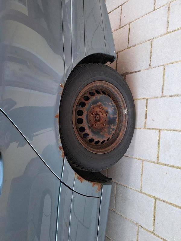 Gebraucht Mercedes 200 122 PS (89 kW) 2005 Grau Limousine