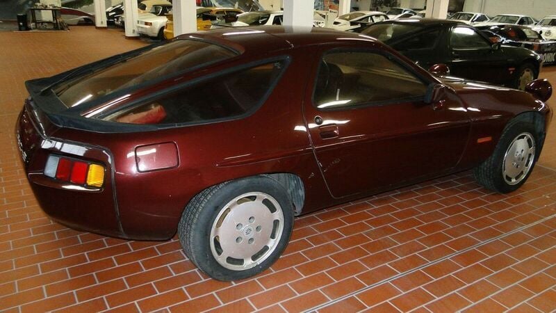 Brugt Porsche 928 310 HK (228 kW) 1982 Rød Coupe