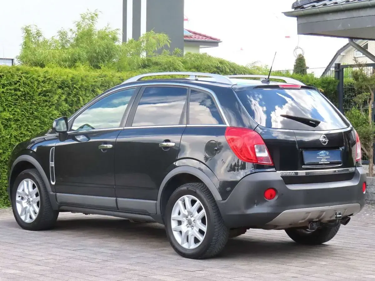 Gebraucht Opel Antara Cosmo 163 PS (119 kW) 2014 Graphitschwarz/carbon flash/mi SUV