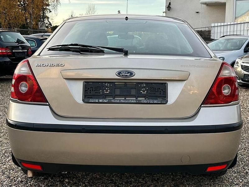 Gebraucht Ford Mondeo 125 PS (91 kW) 2006 Beige Limousine