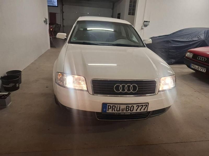 Gebraucht Audi A6 170 PS (125 kW) 2002 Weiß Limousine