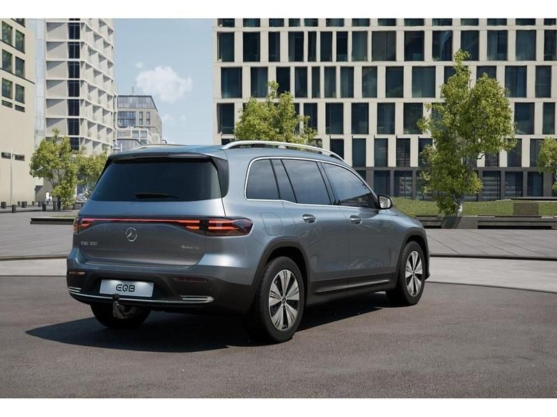 Gebraucht Mercedes EQB300 Progressive 167 kW (228 PS) 2025 Silber hightech silver metall SUV