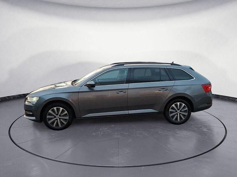 Gebraucht Skoda Superb Ambition 200 PS (147 kW) 2023 Grau Kombi