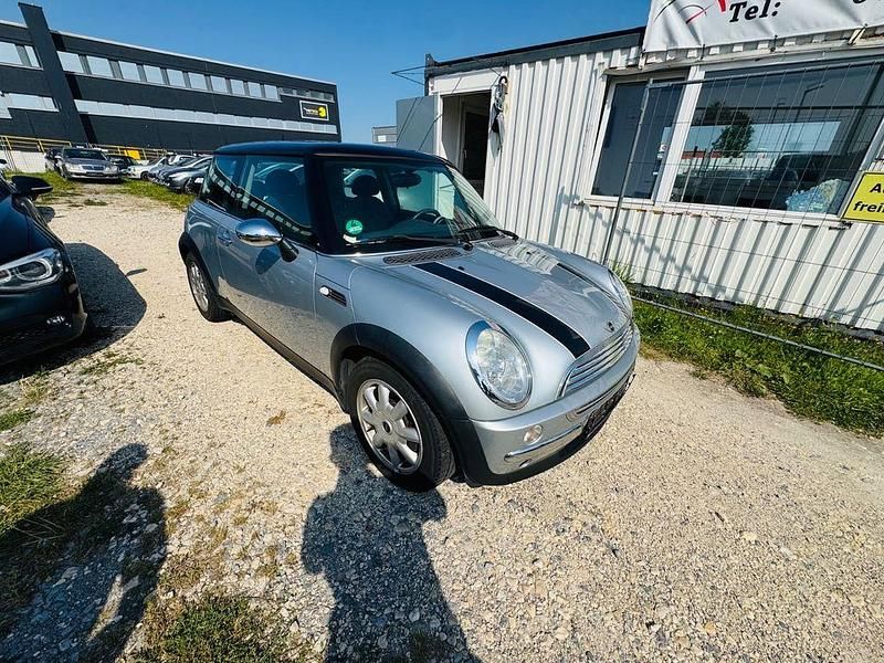 Usado Mini ONE 90 HP (66 kW) 2003 Prateado Citadino