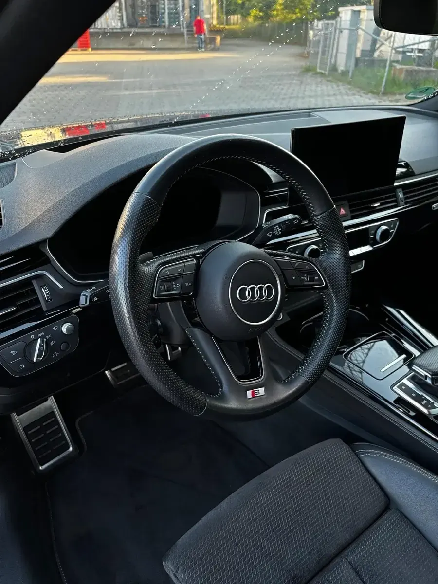 Gebraucht Audi A4 Comfort 286 PS (210 kW) 2020 Blau Kombi
