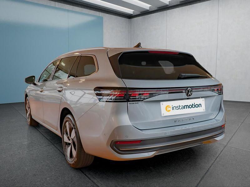 Neu VW Passat 150 PS (110 kW) 2025 Silber Kombi