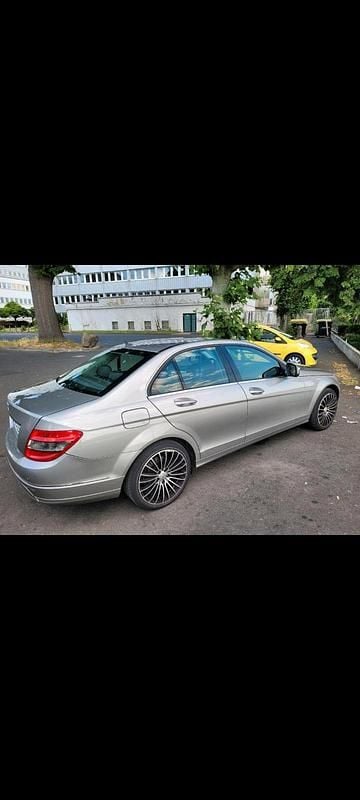 Gebraucht 2025 Mercedes C200 Limousine | 6.500 € - Bild 1/4