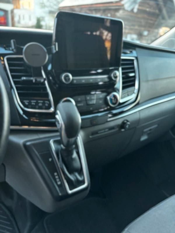 Gebraucht Ford Tourneo Titanium 185 PS (136 kW) 2020 Blau Van / Kleinbus