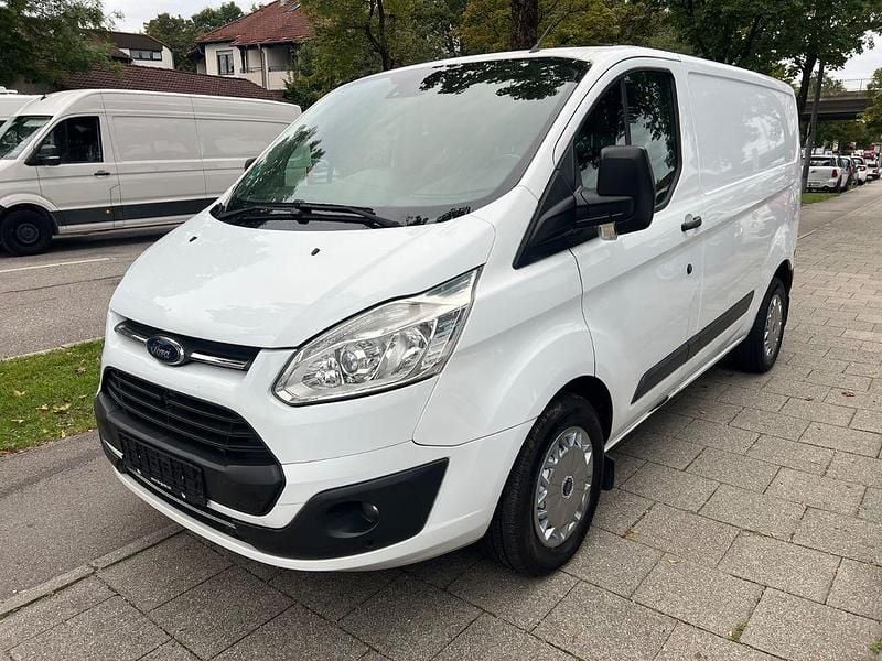 Weiß Gebraucht 2017 Ford Transit Custom Trend Limousine | 10.990 € (Superpreis) - Bild 1/4