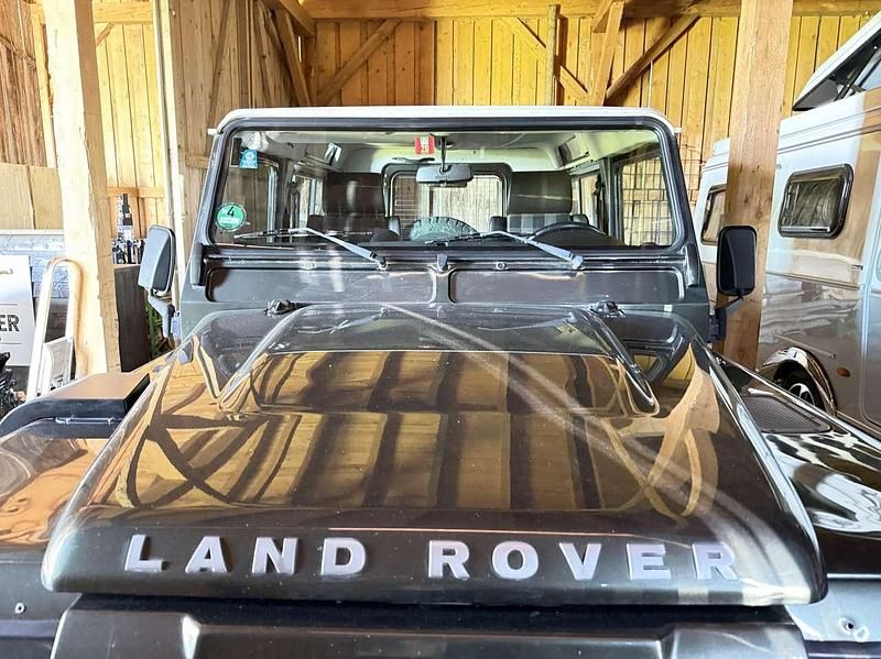 Gebraucht Land Rover Defender 122 PS (89 kW) 2007 Grün Kombi