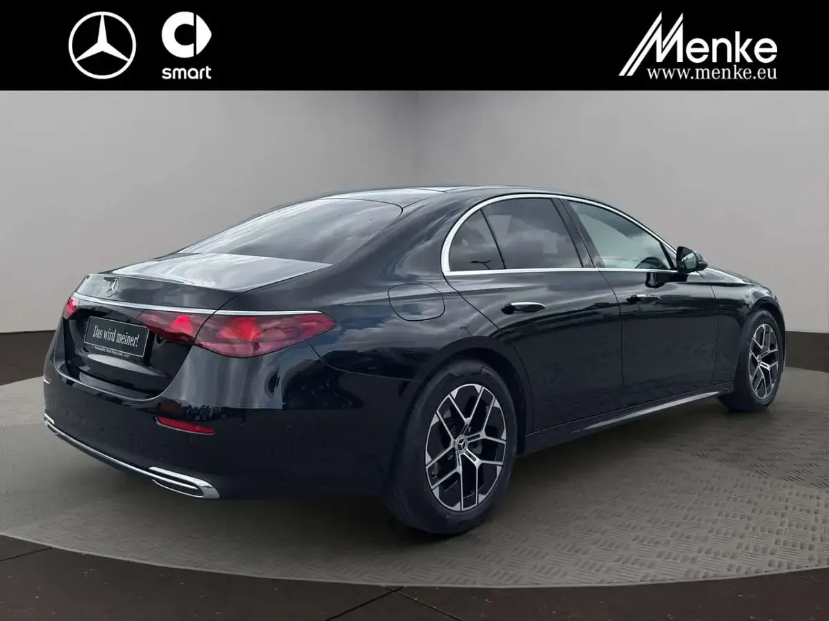 Gebraucht Mercedes E220 Avantgarde 197 PS (144 kW) 2025 Metalliclack obsidianschwarz m Limousine