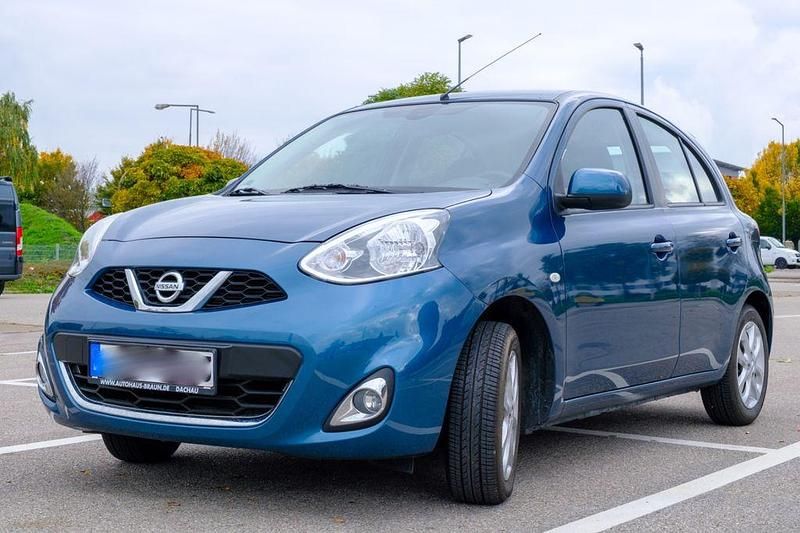 Blau Gebraucht 2017 Nissan Micra Kleinwagen | 11.250 € (Fairer Preis) - Bild 1/4