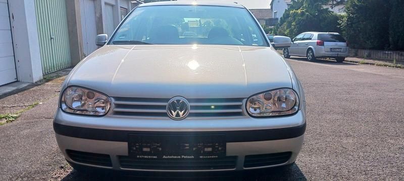 Silber Gebraucht 1999 VW Golf IV Kleinwagen | 2.890 € (Fairer Preis) - Bild 1/4