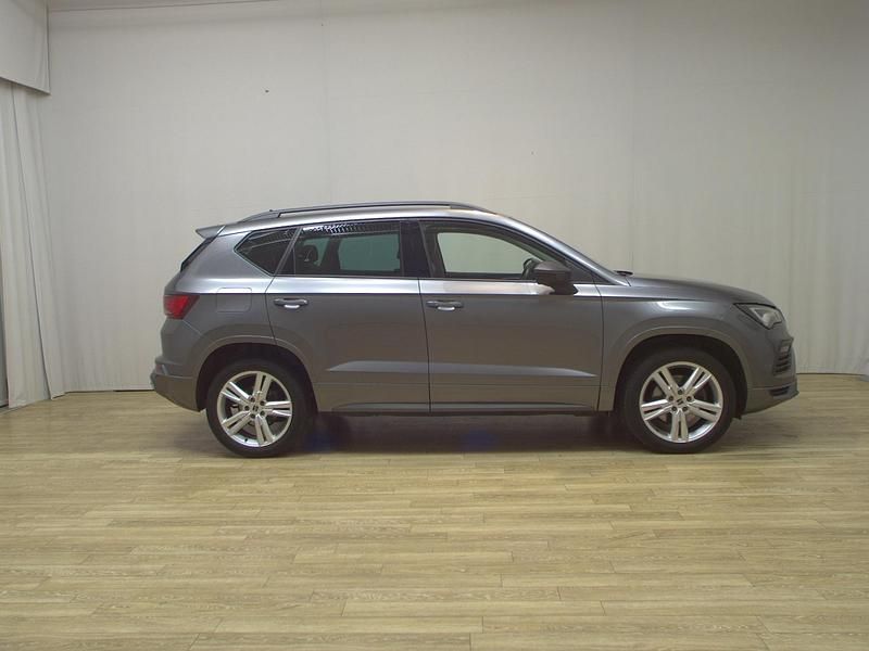 Grau Gebraucht 2022 Seat Ateca FR-Line SUV | 23.980 € (Fairer Preis) - Bild 1/4