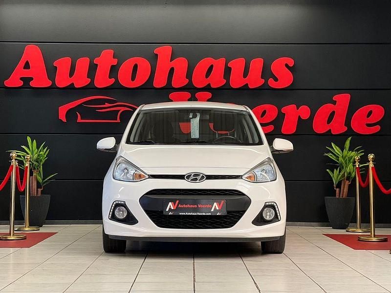 Gebraucht Hyundai i10 Edition 67 PS (49 kW) 2014 Weiß Kleinwagen