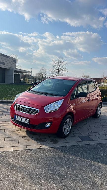 Gebraucht Kia Venga Vision 90 PS (66 kW) 2010 Rot Kleinwagen