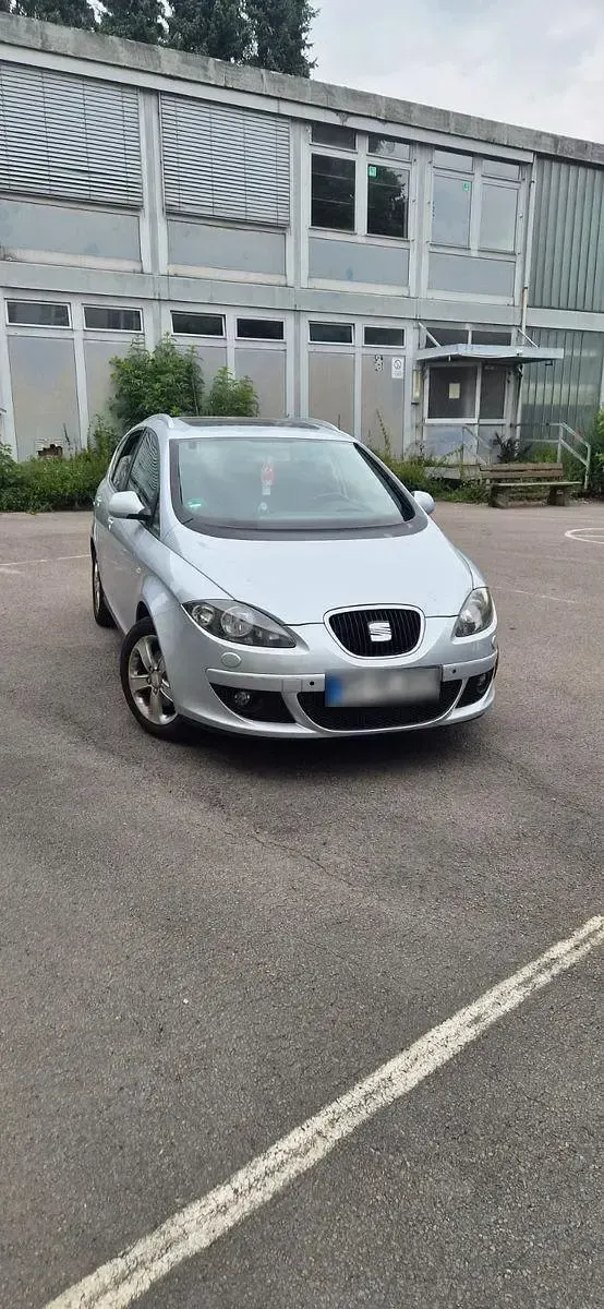 Gebraucht Seat Altea XL 105 PS (77 kW) 2008 Silber Van / Kleinbus