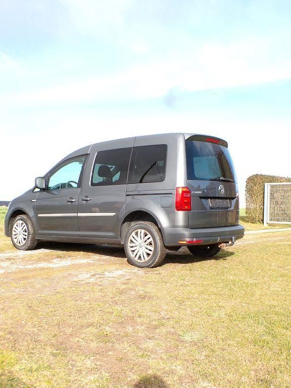 Brugt VW Caddy Trendline 122 HK (89 kW) 2017 Grå MPV