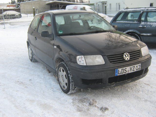 Gebraucht VW Polo 75 PS (55 kW) 2001 Schwarz Limousine