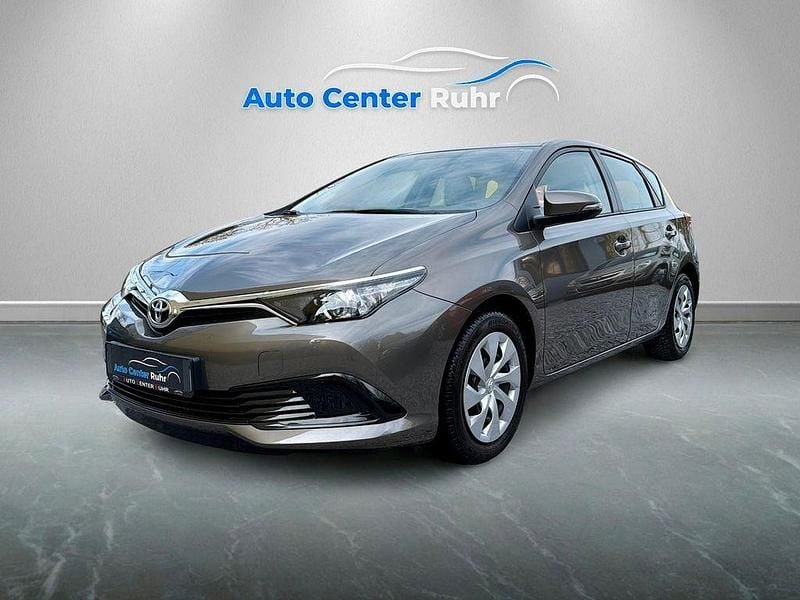 Gebraucht Toyota Auris Cool 99 PS (72 kW) 2017 Grau Limousine