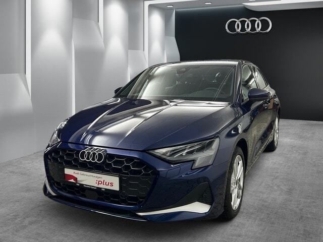 Navarrablau metallic Gebraucht 2024 Audi A3 Advanced Plus Limousine | 34.840 € (Teuer) - Bild 1/4