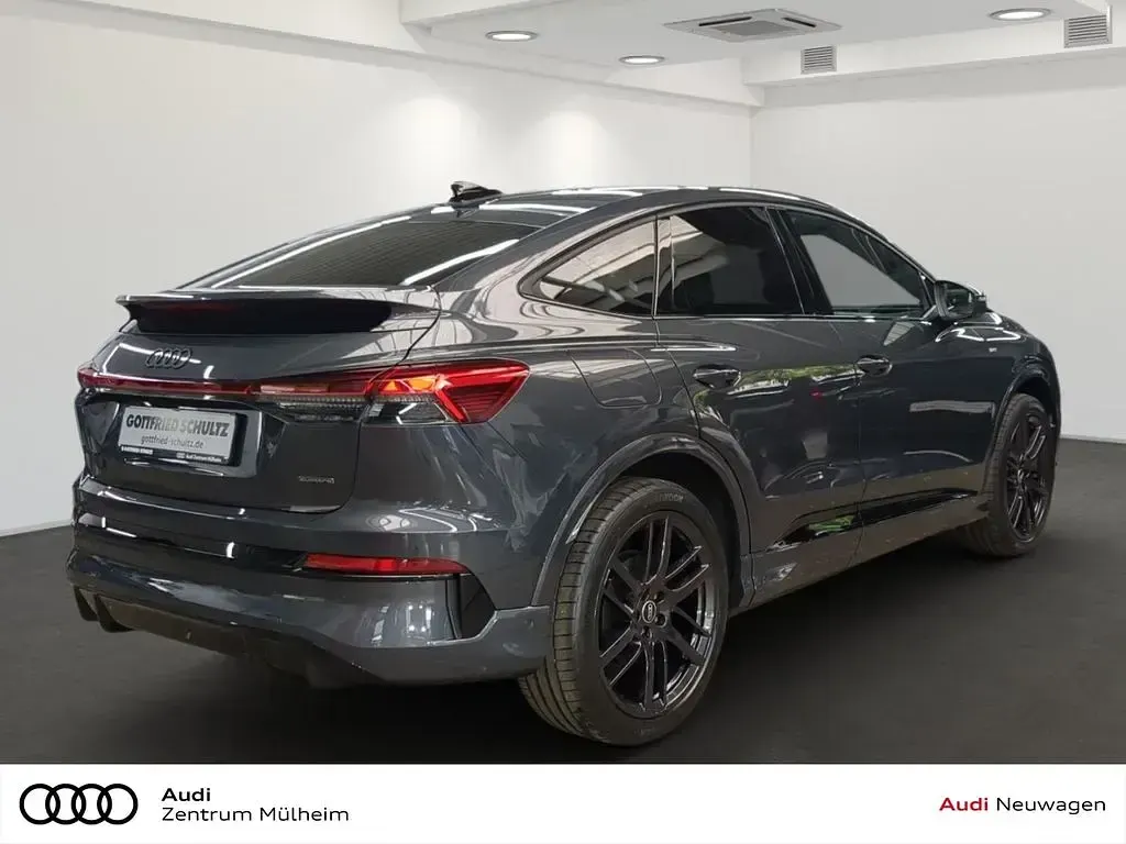 Neu Audi Q4 Sportback e-tron Performance 250 kW (340 PS) 2026 Grau SUV