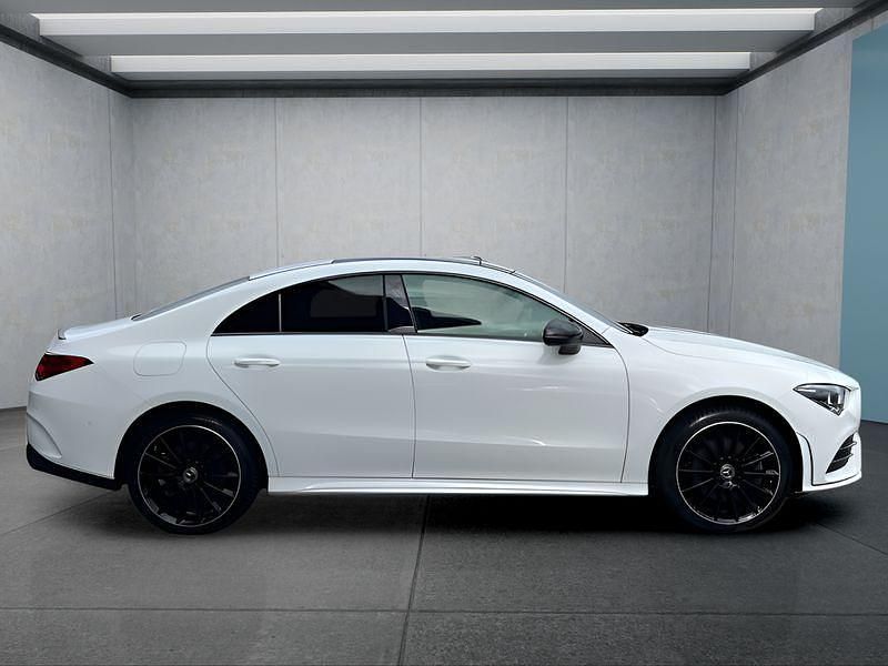 Gebraucht Mercedes CLA250e 218 PS (160 kW) 2022 Weiß Limousine