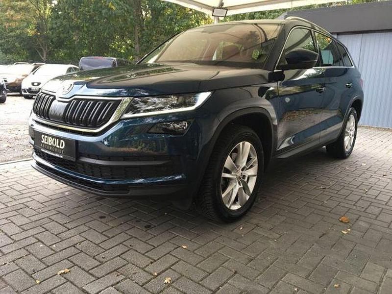 Blau Gebraucht 2017 Skoda Kodiaq Style SUV | 19.980 € (Superpreis) - Bild 1/4
