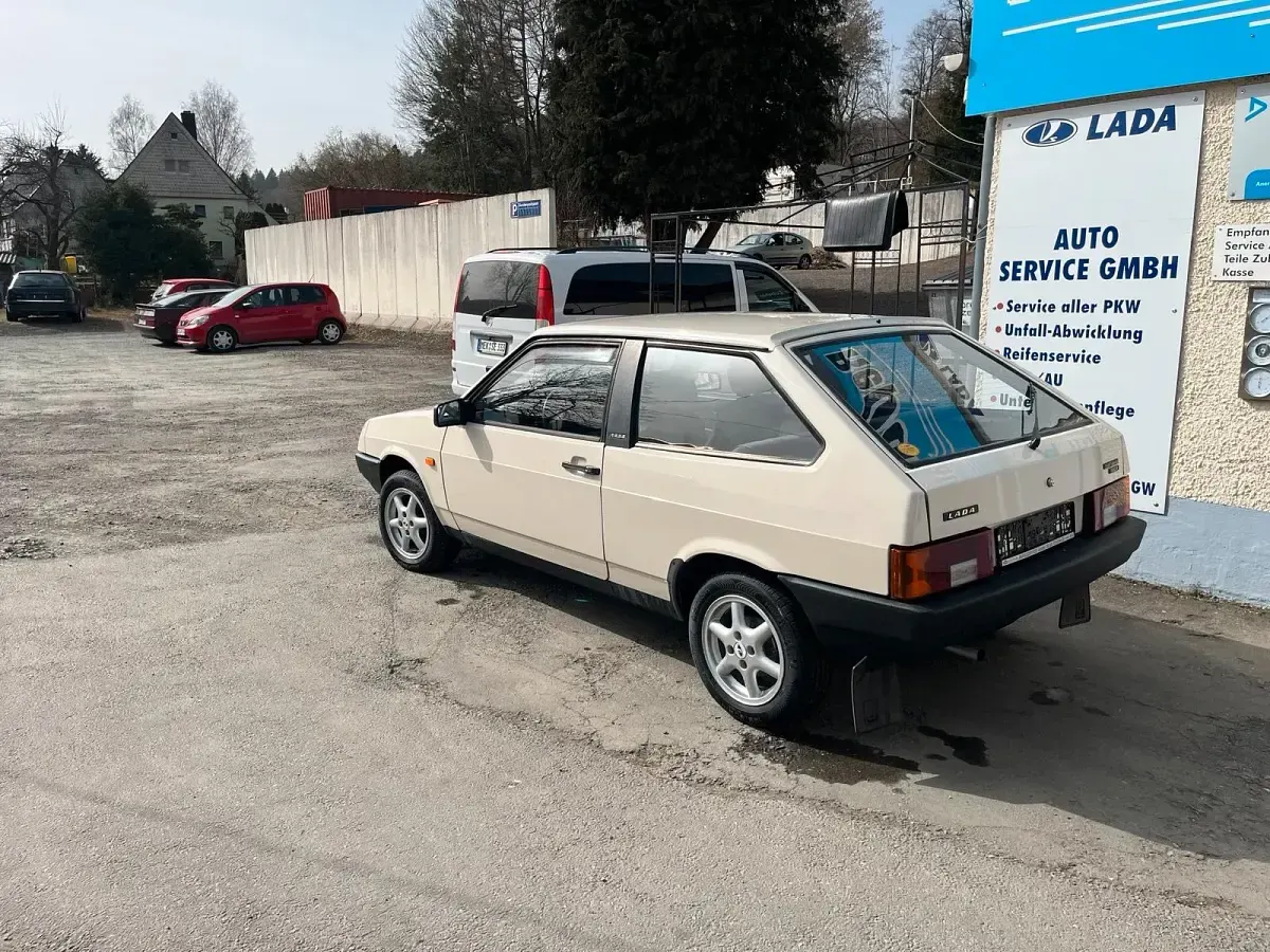 Gebraucht Lada Samara 65 PS (47 kW) 1990 Beige Kleinwagen