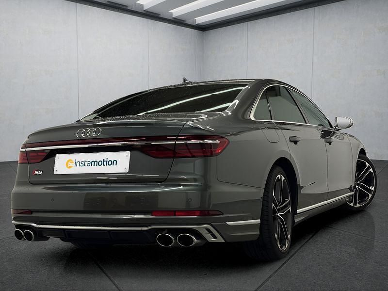 Gebraucht Audi S8 571 PS (419 kW) 2024 Grau Limousine