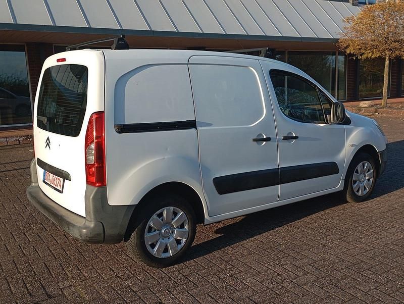 Gebraucht Citroën Berlingo 75 PS (55 kW) 2010 Weiß Van / Kleinbus